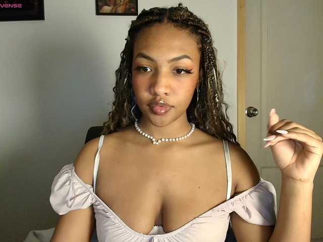 alivysx live cam on BongaCams