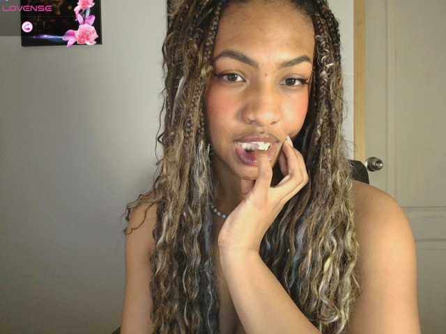 alivysx live cam on BongaCams
