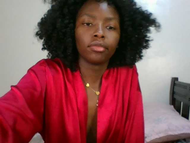 Ebony-slut254 live webcam show
