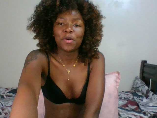 Ebony-slut254 live cam