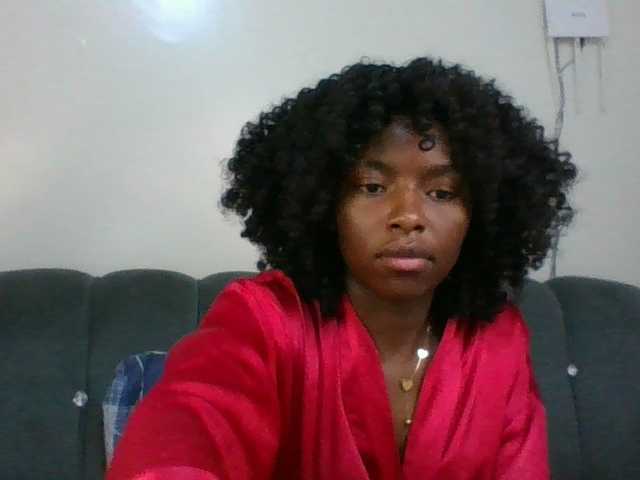 Ebony-slut254 live webcam show