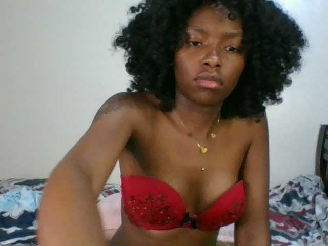 Ebony-slut254 live webcam show