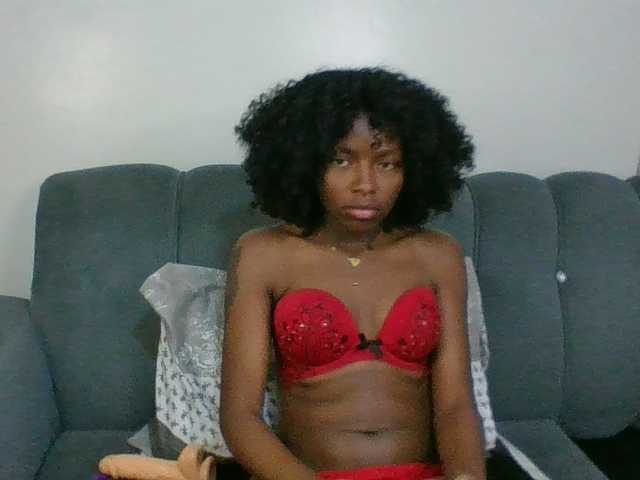 Ebony-slut254 Live Cam pe BongaCams