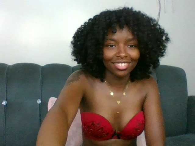 Ebony-slut254 live cam on BongaCams