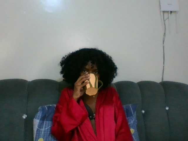 Ebony-slut254 live webcam show