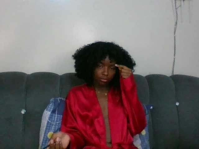 Ebony-slut254 live webcam show