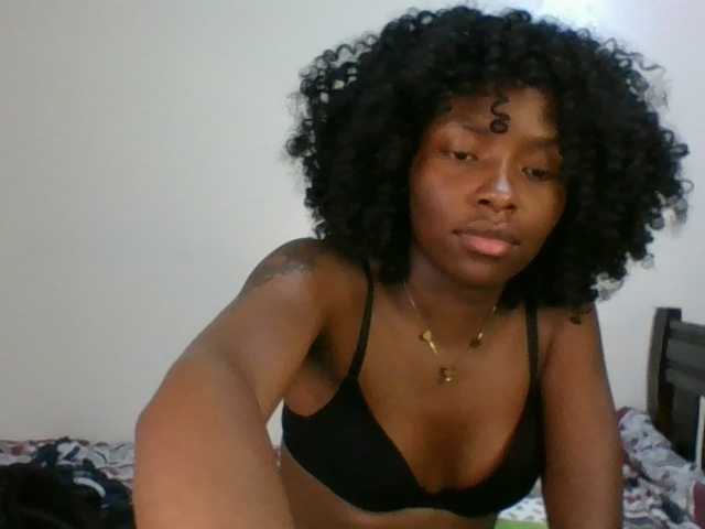 Ebony-slut254 live webcam show