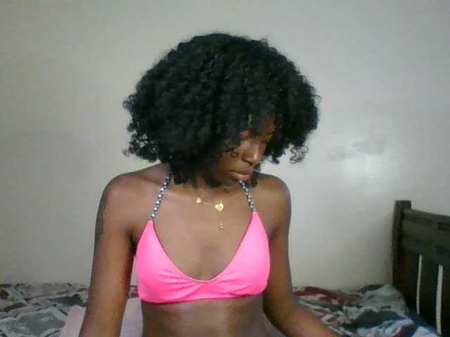 Ebony-slut254 live webcam show