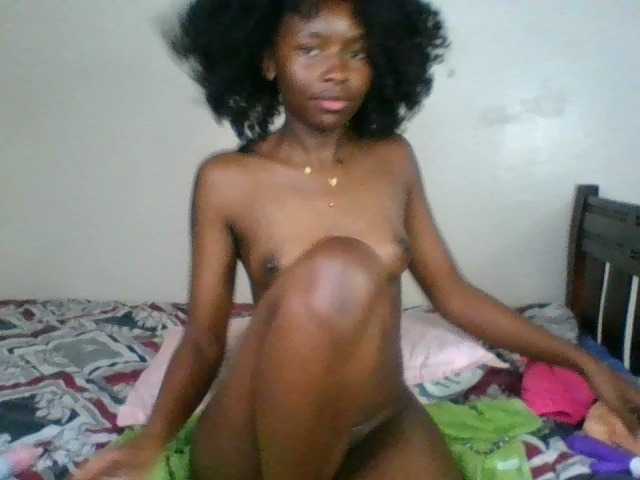 Ebony-slut254 live webcam show
