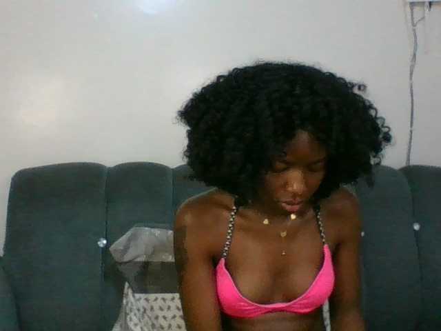 Ebony-slut254 Прямой эфир на BongaCams