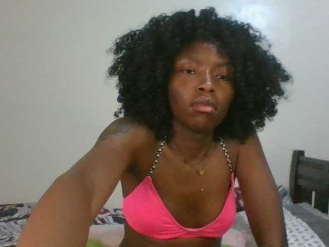 Ebony-slut254 live webcam show