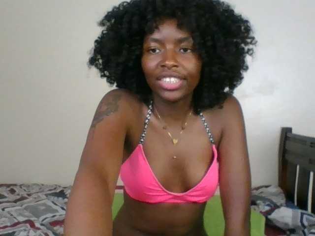 Ebony-slut254 live webcam show