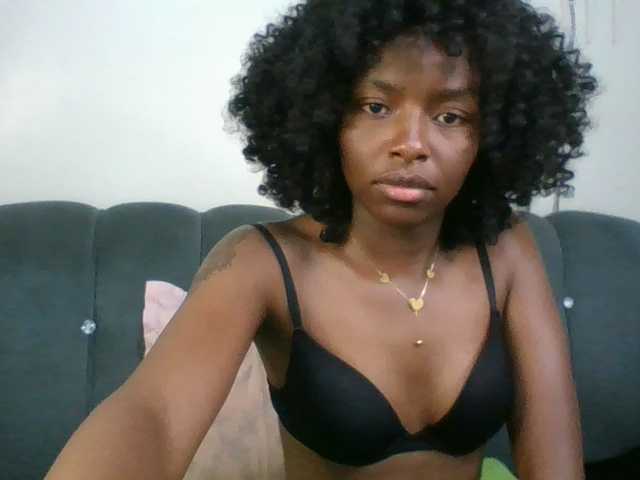 Ebony-slut254 live webcam show