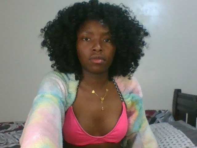 Ebony-slut254 live webcam show