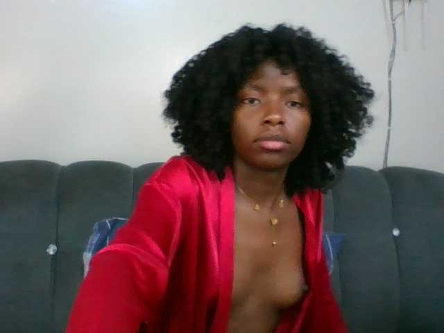Ebony-slut254 live webcam show