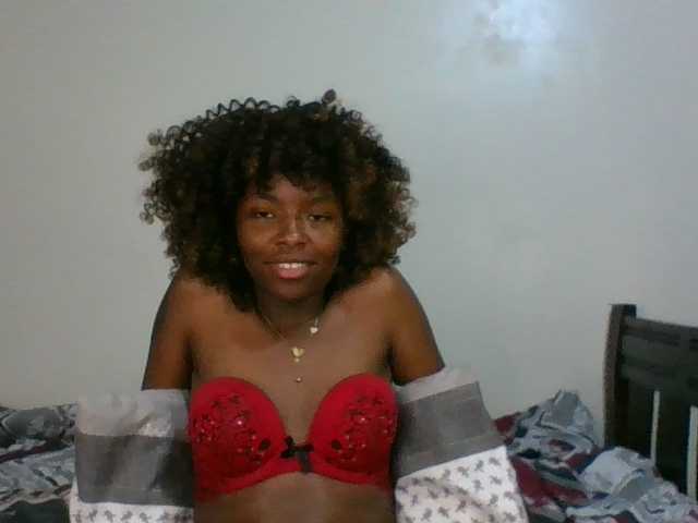 Ebony-slut254 live cam on BongaCams