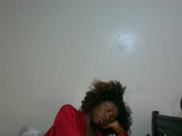 Ebony-slut254 live cam on BongaCams