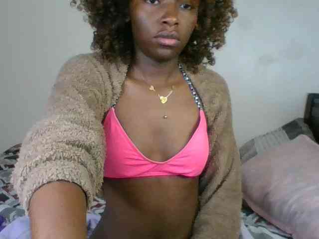 Ebony-slut254 webcam