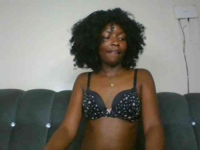 Ebony-slut254 webcam