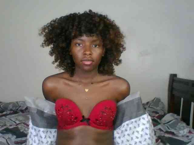 Ebony-slut254 webcam