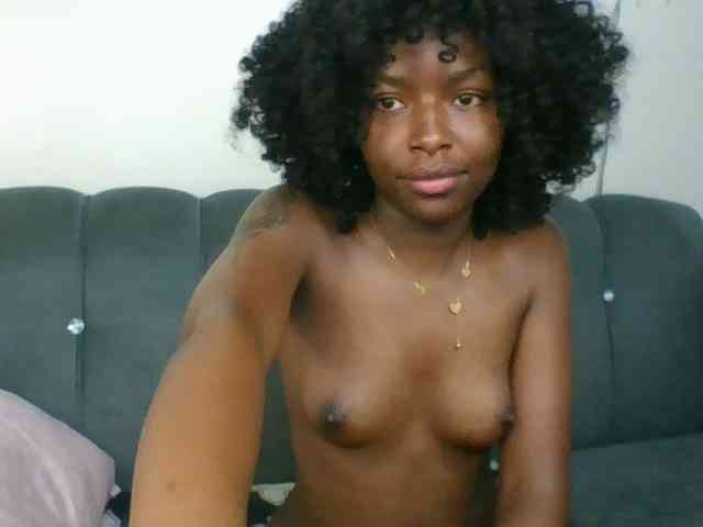 Ebony-slut254 webcam