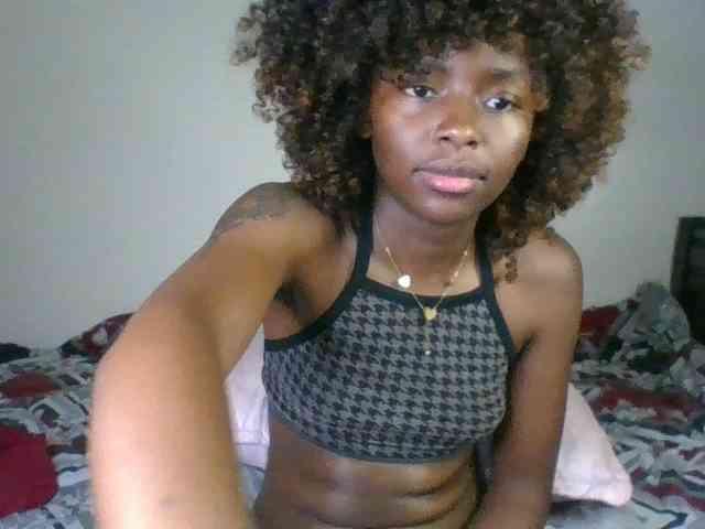 Model: Ebony-slut254