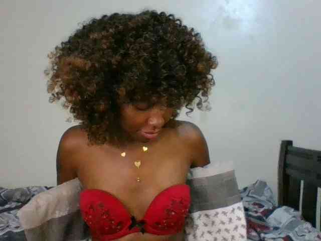 Ebony-slut254 webcam