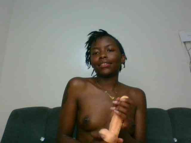 Ebony-slut254 webcam