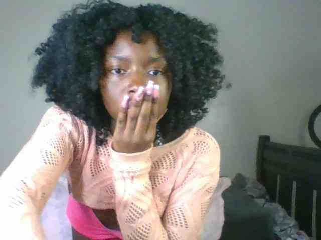 Ebony-slut254 webcam