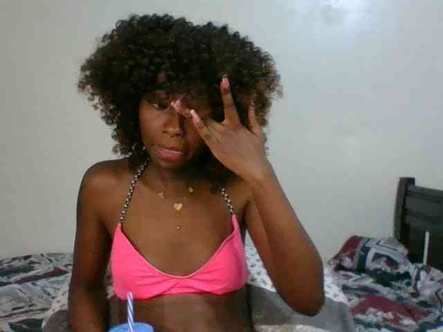 Ebony-slut254 webcam