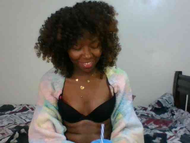Ebony-slut254 webcam