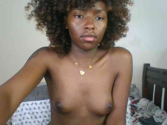 Ebony-slut254 webcam