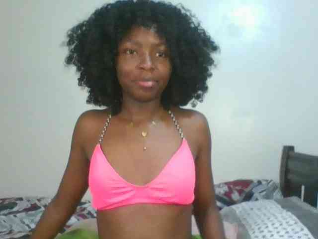 Ebony-slut254 webcam