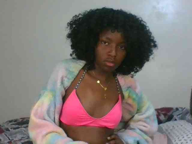 ebony-slut254's live room