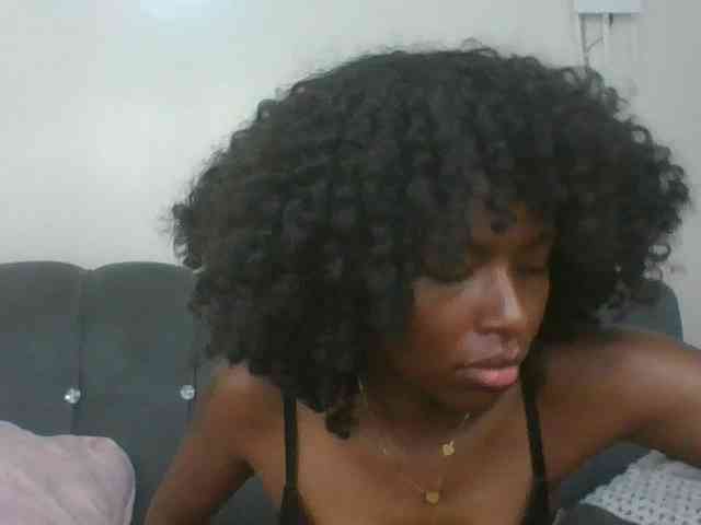 Ebony-slut254 webcam