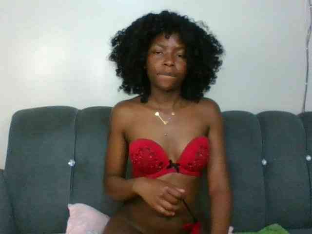 Ebony-slut254 webcam