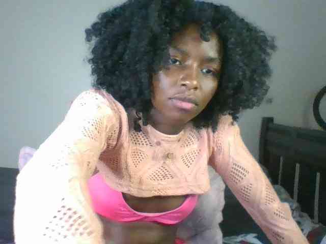 Ebony-slut254 webcam