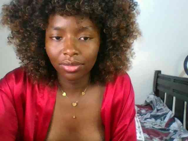 Ebony-slut254 webcam