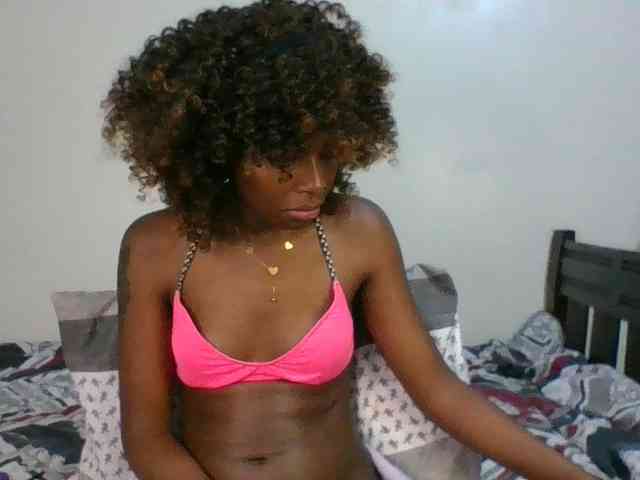 Ebony-slut254 webcam