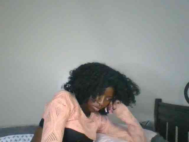 Ebony-slut254 webcam