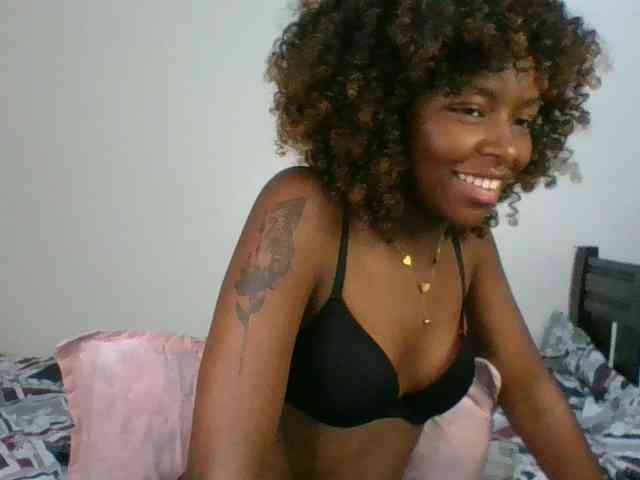 Ebony-slut254 webcam