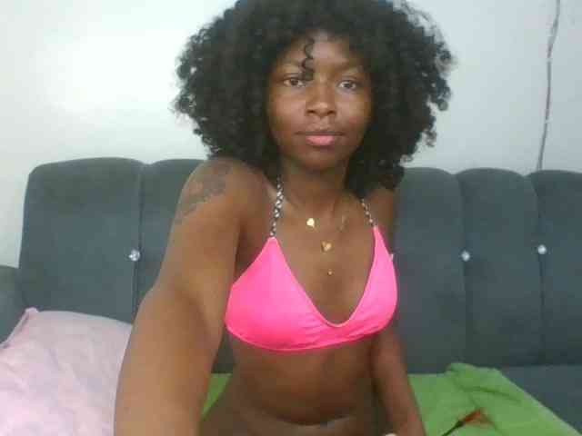 Ebony-slut254 webcam