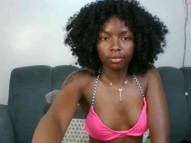 Ebony-slut254 webcam