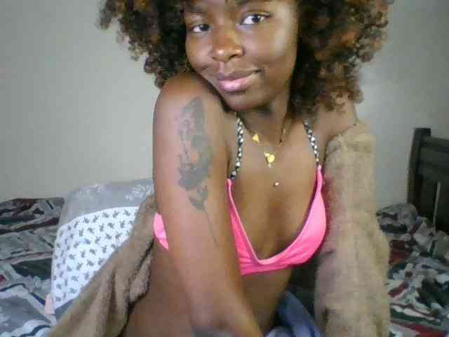 Ebony-slut254 webcam