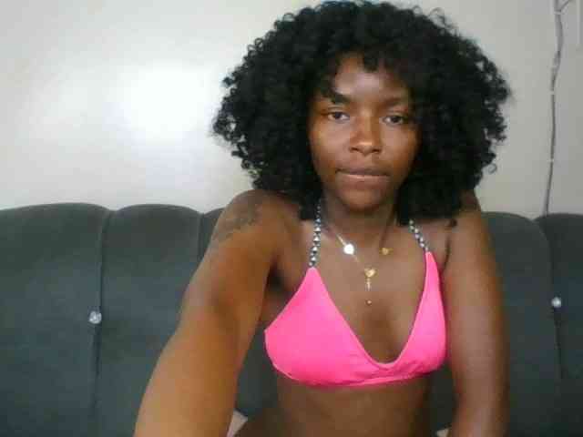 Ebony-slut254 webcam