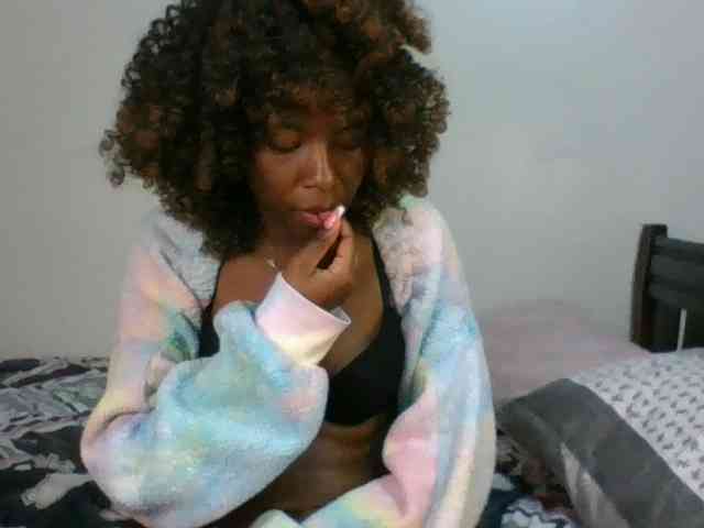 Ebony-slut254 webcam