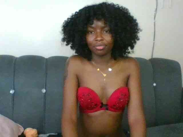 Ebony-slut254 webcam