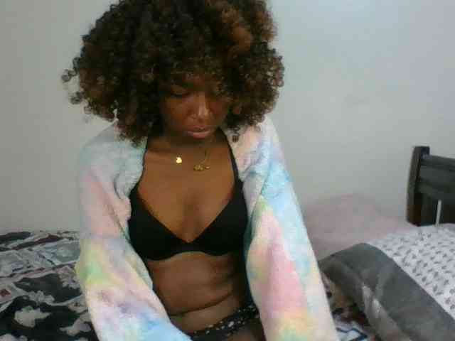Ebony-slut254 webcam