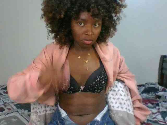 Ebony-slut254 webcam