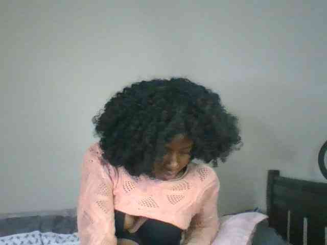 Ebony-slut254 webcam